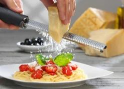 MICROPLANE Râpe à grain fin zesteur premium inox