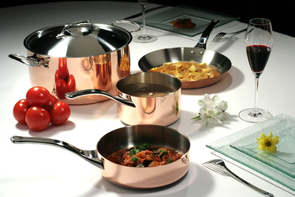 Sauteuse bombée cuivre inox Ø 24 cm 8,2 cm 3 L Prima Matera - DE BUYER