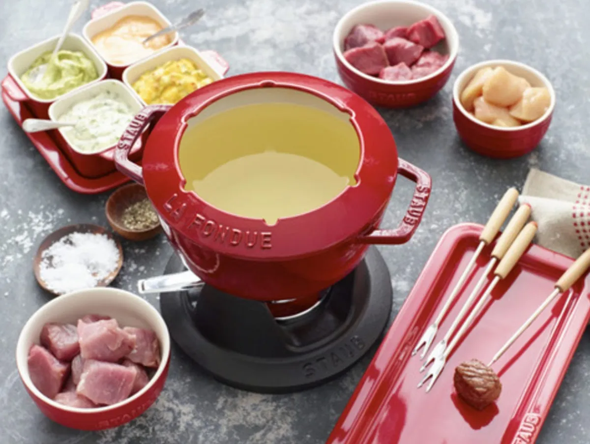 STAUB Service à fondue fonte d'acier Ø 18 cm 24,3x18,7x10 cm 1,65 L Discount