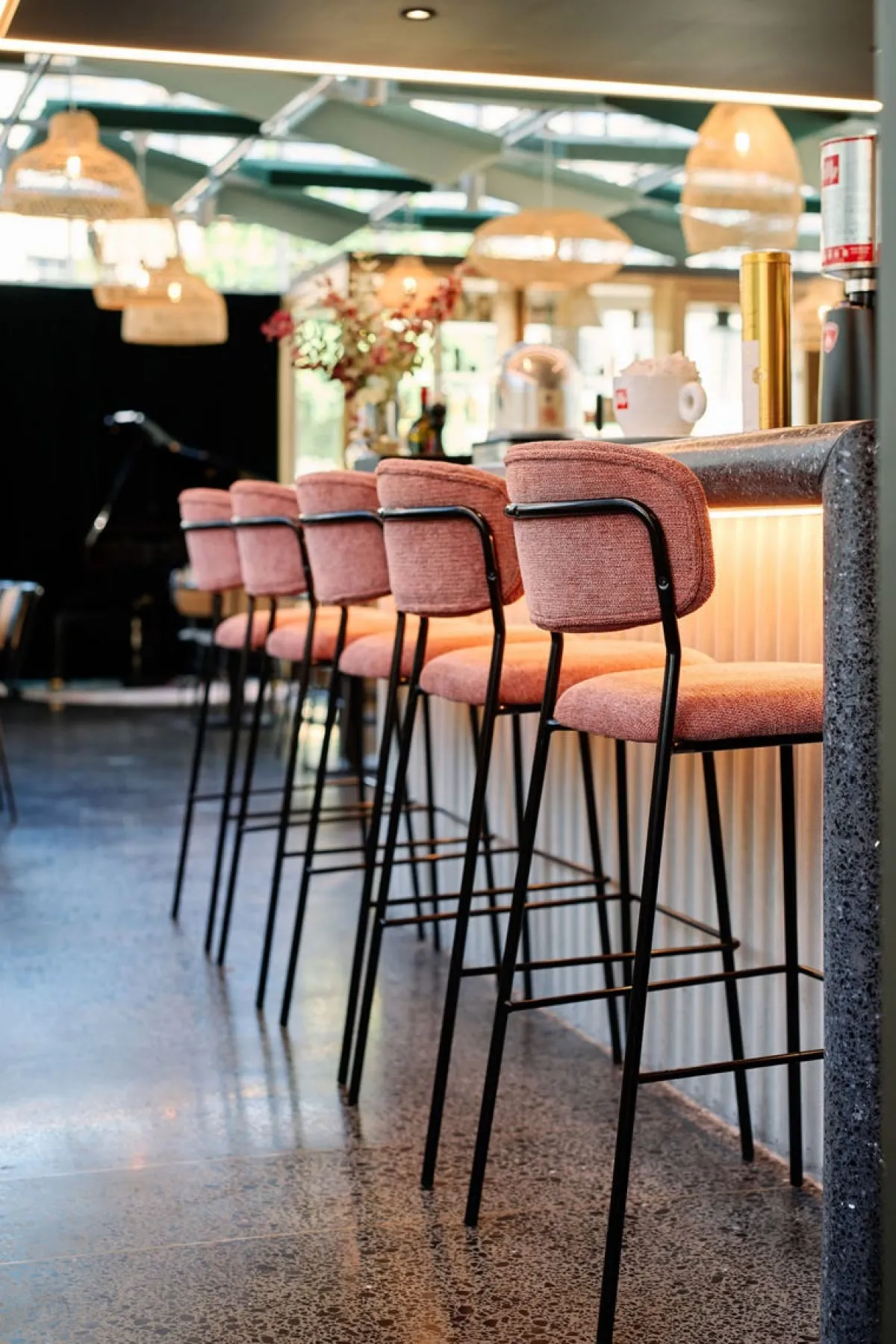 Tabouret de bar d'intérieur terracotta 108x51x55 cm Auguste - FLEXMOB Discount