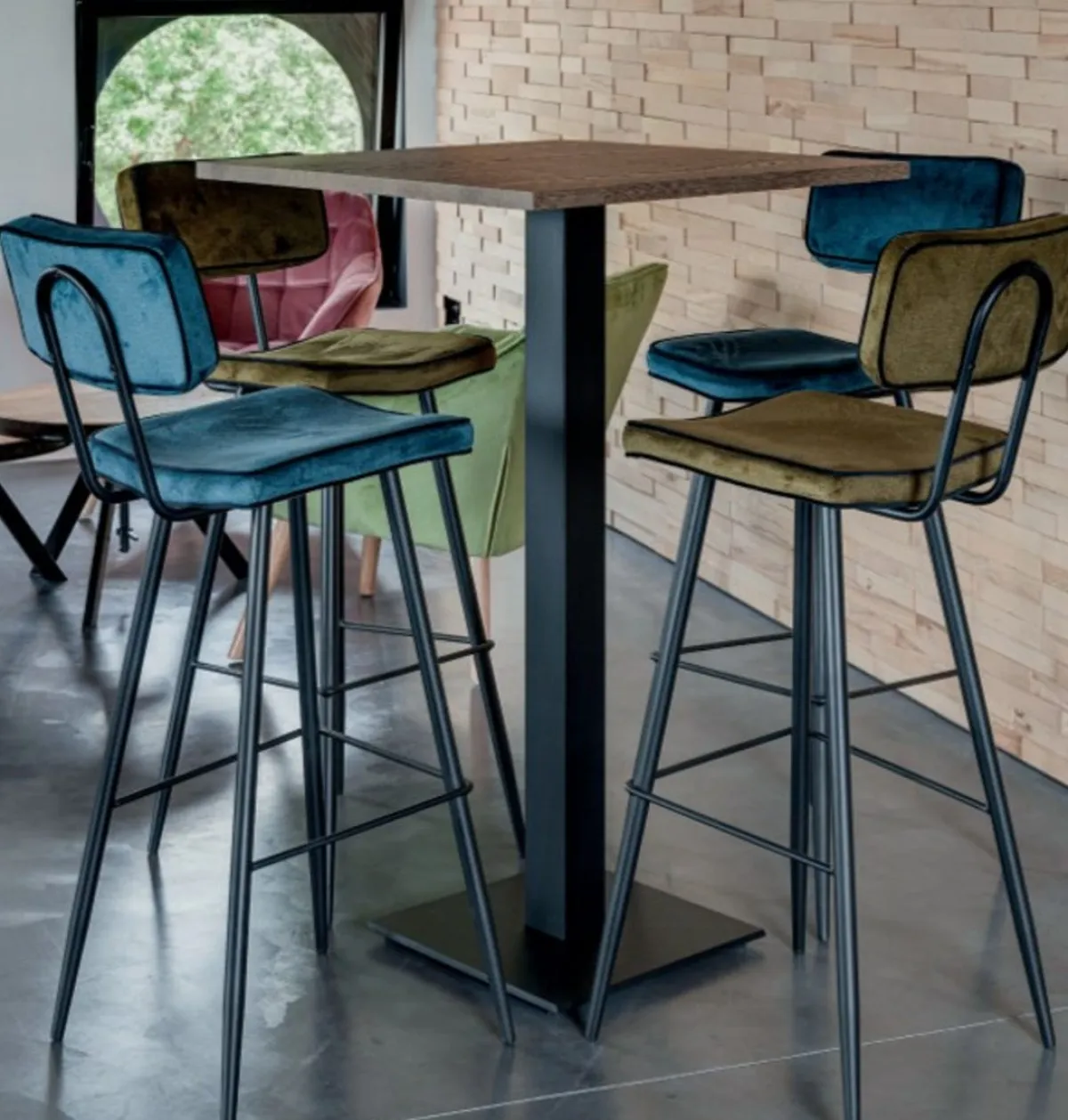 Tabouret de bar marron 107x37x54 cm Maurice - FLEXMOB