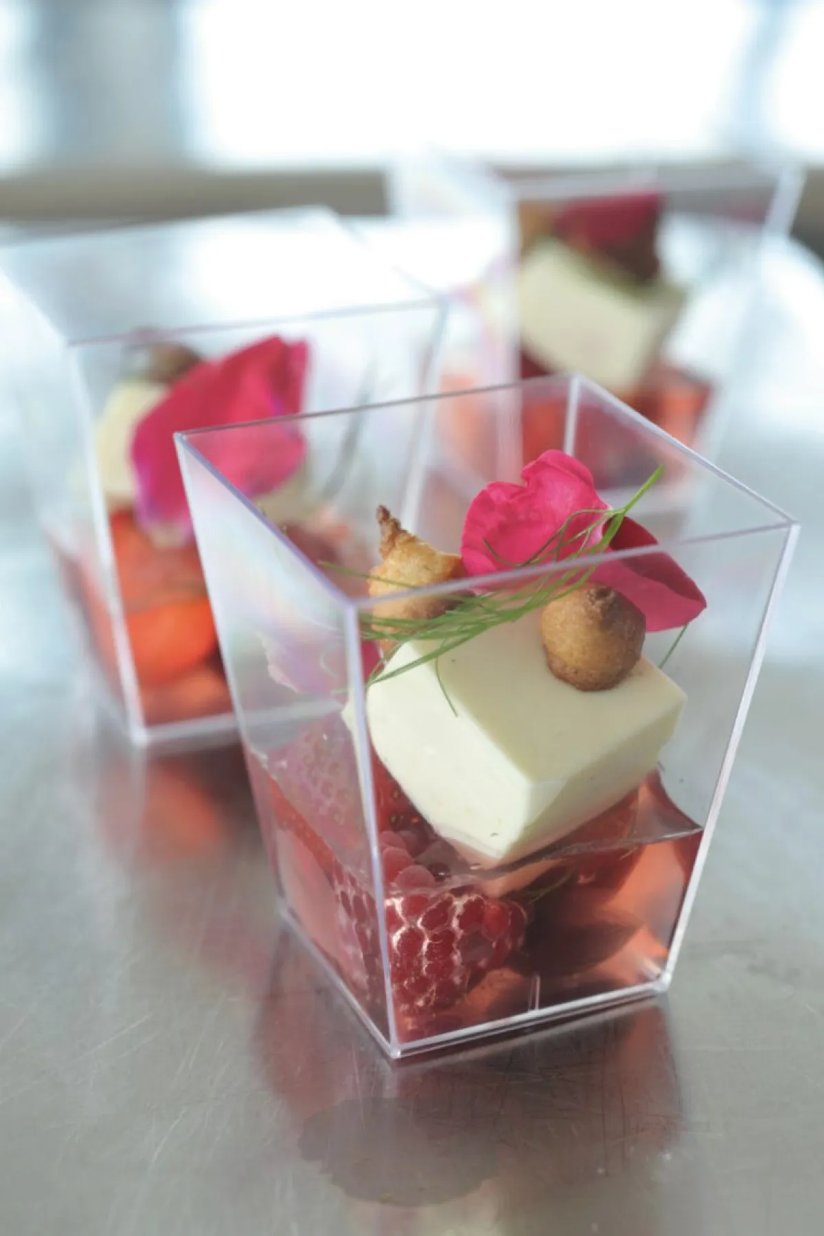 Verrine carré transparent 4,7x4,7x4,5 cm 6 cl (100 pièces) - DUNI